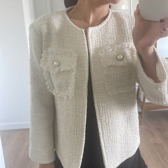 Basic Ivory Tweed Jacket - Picture 2 of 14